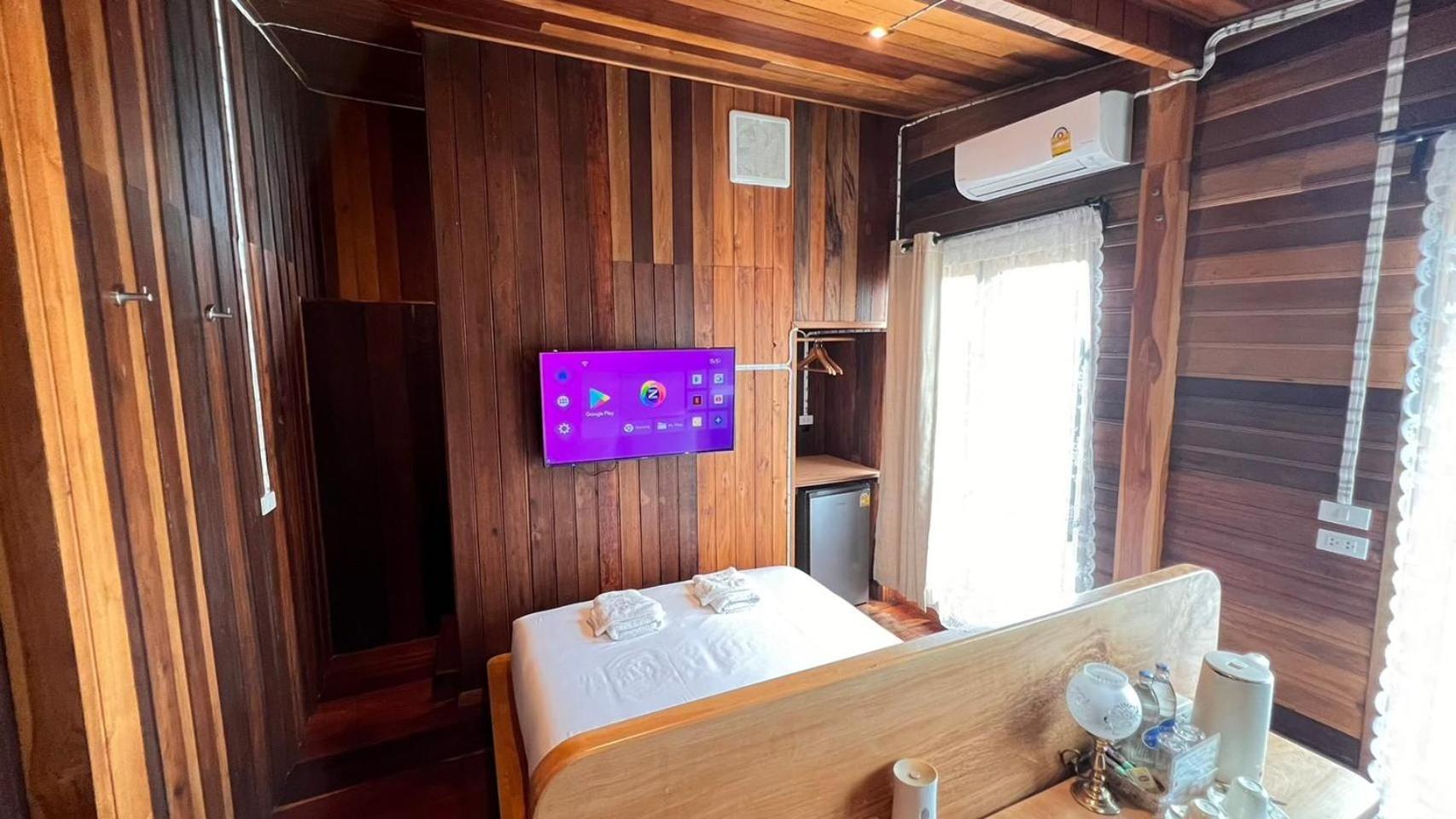 Srisanor Boutique Hotel Prachuap Khiri Khan Ngoại thất bức ảnh
