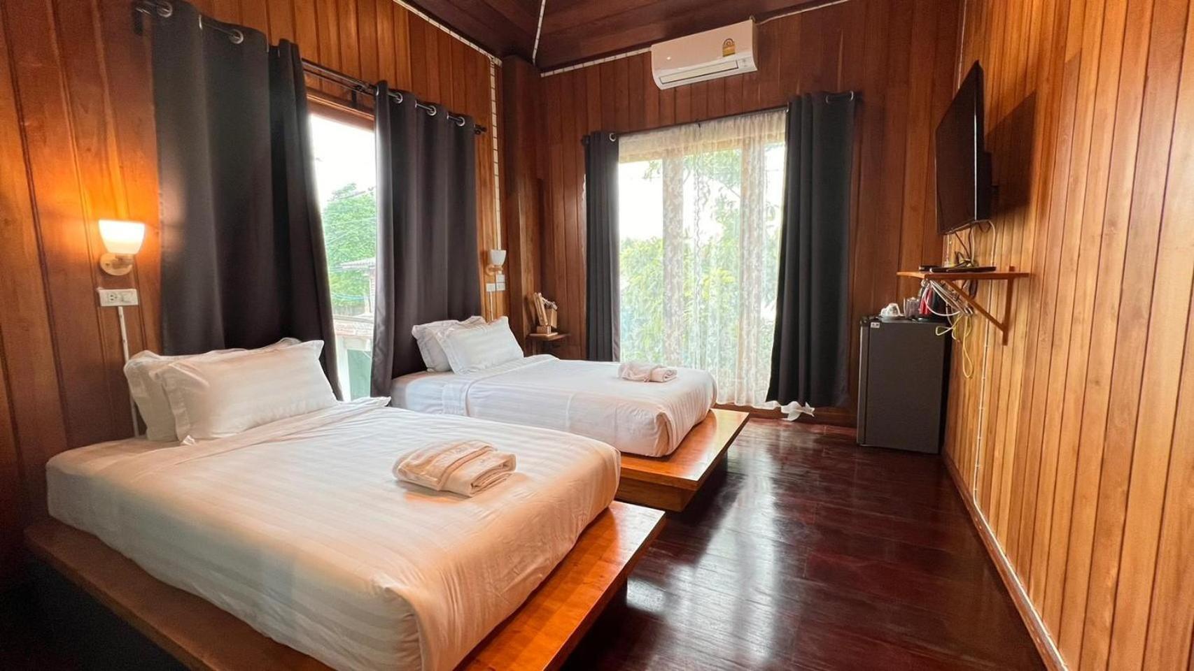 Srisanor Boutique Hotel Prachuap Khiri Khan Ngoại thất bức ảnh