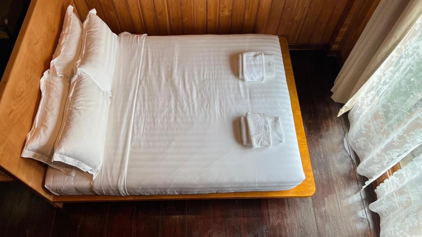 Srisanor Boutique Hotel Prachuap Khiri Khan Ngoại thất bức ảnh