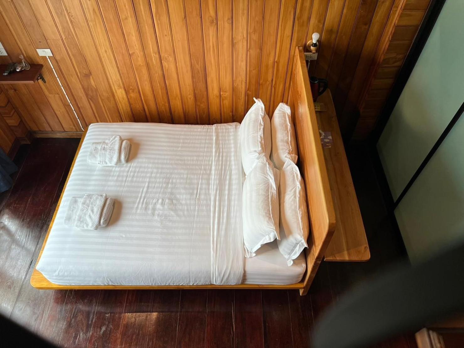 Srisanor Boutique Hotel Prachuap Khiri Khan Ngoại thất bức ảnh