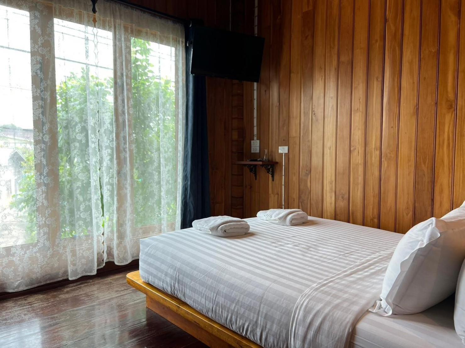 Srisanor Boutique Hotel Prachuap Khiri Khan Ngoại thất bức ảnh